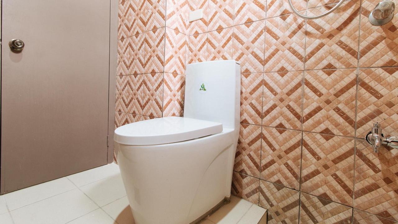 Reddoorz Plus At Canley Residential Pasig City Eksteriør billede