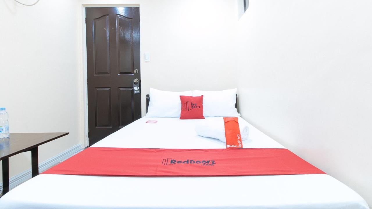 Reddoorz Plus At Canley Residential Pasig City Eksteriør billede