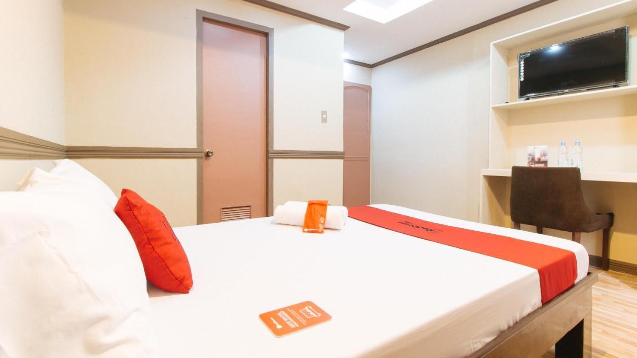 Reddoorz Plus At Canley Residential Pasig City Eksteriør billede