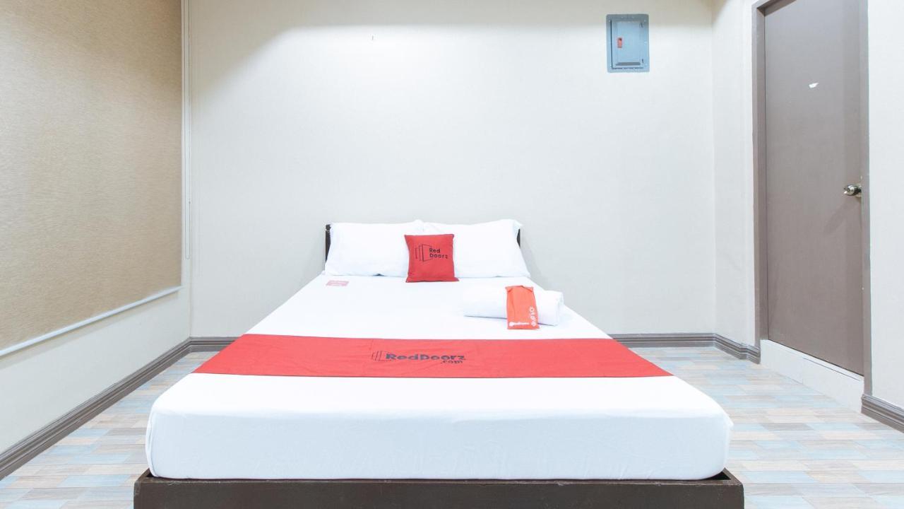 Reddoorz Plus At Canley Residential Pasig City Eksteriør billede