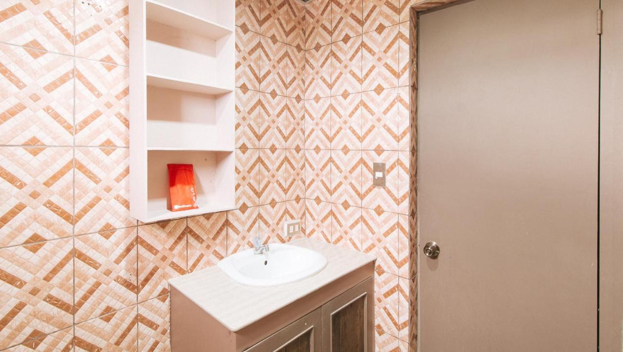 Reddoorz Plus At Canley Residential Pasig City Eksteriør billede